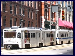 Baltimore_Light_Rail_train_leaving_Baltimore_Street_station